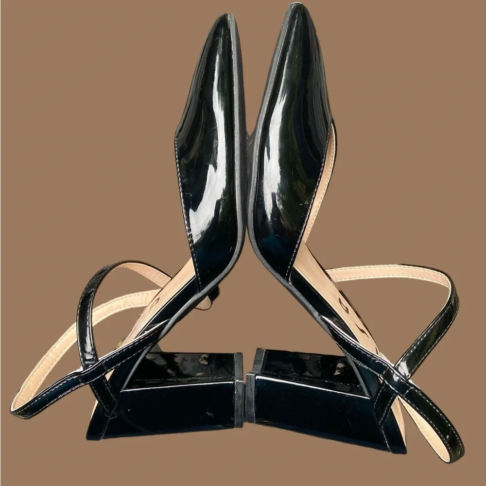 Unisa-New w/o box size7.5 “Marliee” vegan patent point toe w/3.25” block heel
